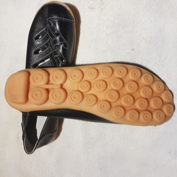 Ladies flats - Picture 3 of 3